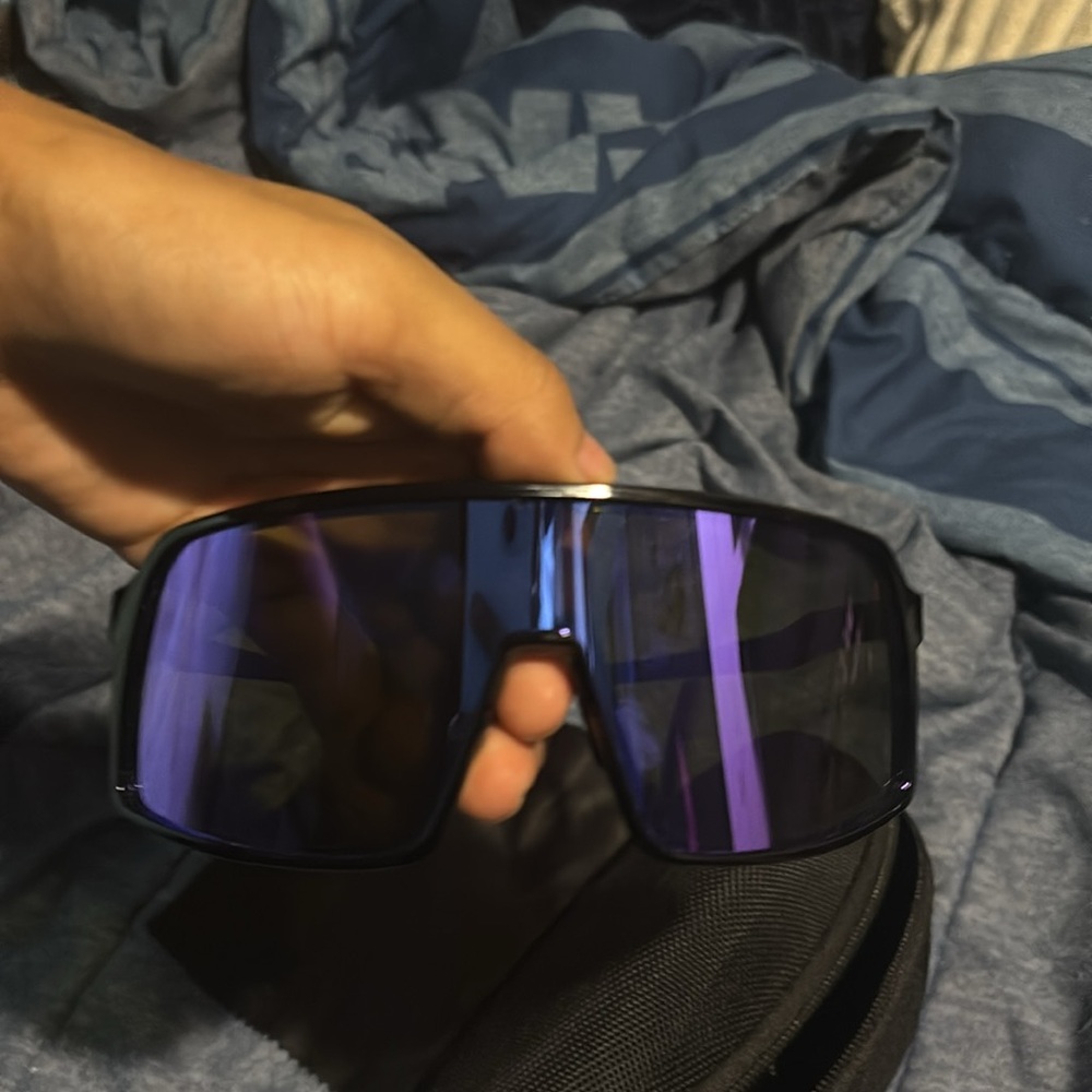 Oakley Sunglasses with Purple Lenses and Case - Picture 7 of 9